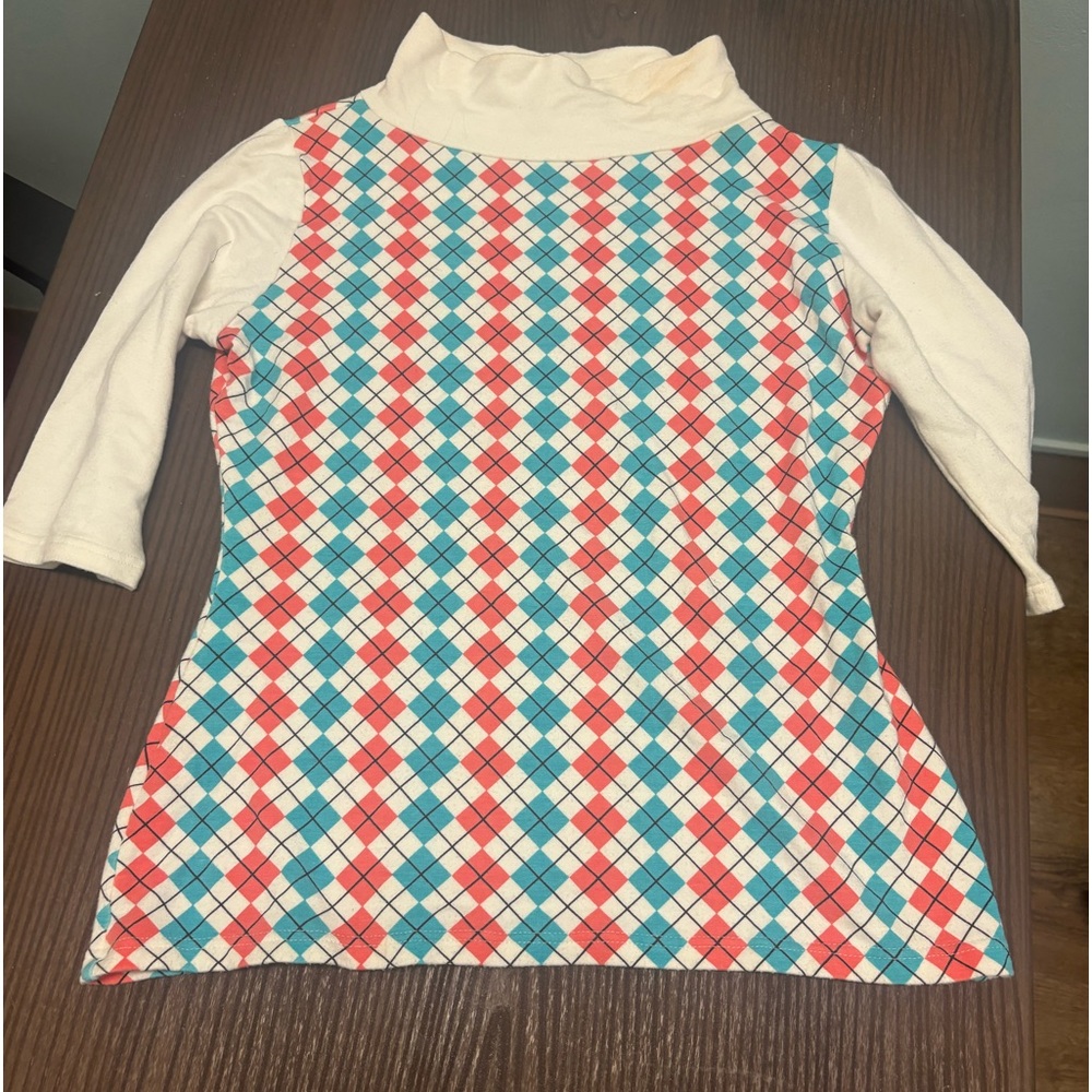 Retro inspired 3/4 sleeve shirt